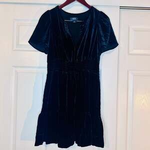 Anthropologie Maeve Velvet Dress M Black Smocked Waist Short Sleeve Whimsygoth H